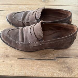 Johnston & Murphy Men’s Penny Loafers